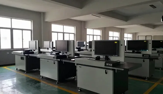 办公用品供应中的供应链优化策略与适用条件分析